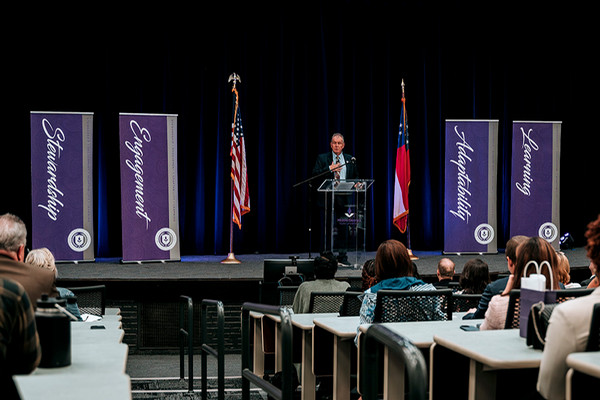 pres blake delivering sotu 2025